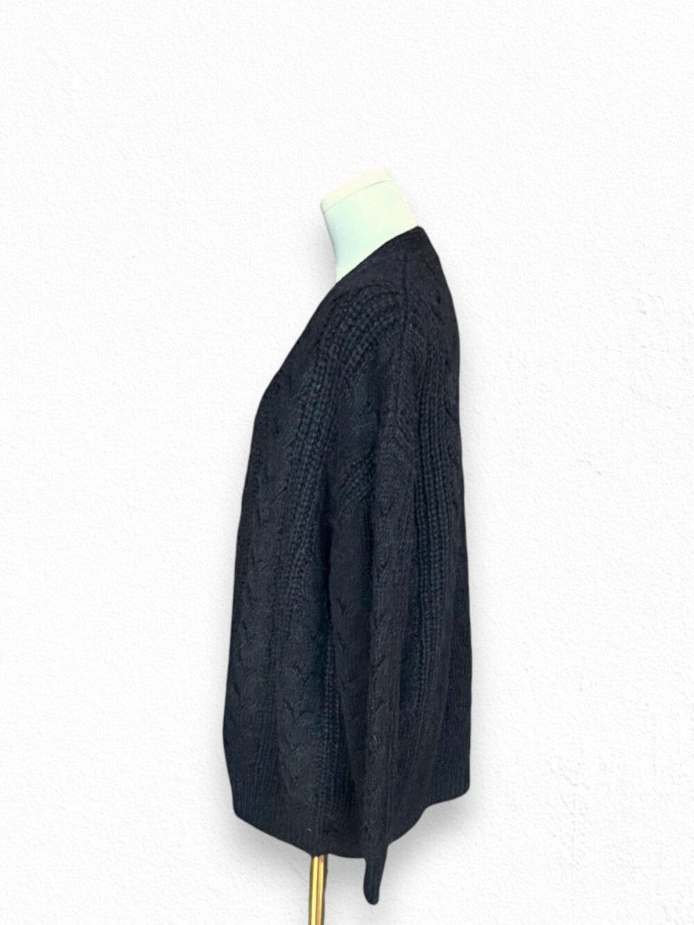 Jenni Kayne Cable Cocoon Cardigan in Black - Picture 4 of 7